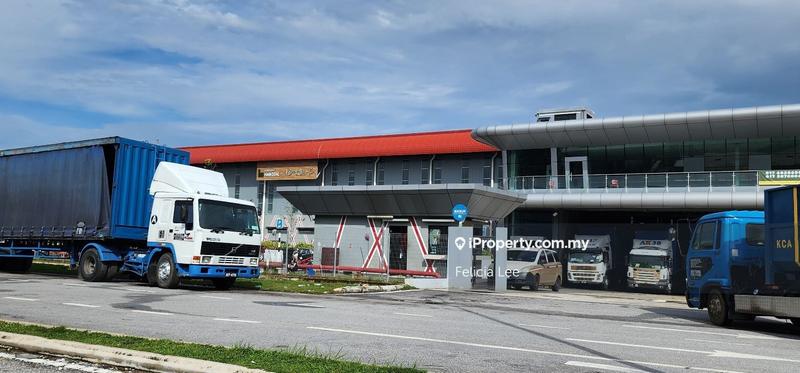 For Rent - Detached Factory With Loading Bays