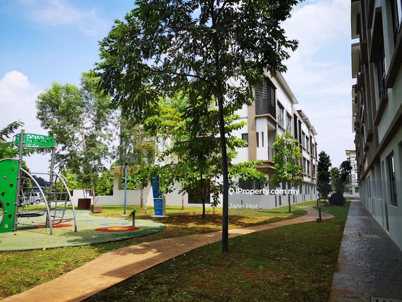 Townhouse for Sale in Bdr 16 Sierra Puchong N'dira Townhouse Sierra 12, Puchong by Jane Hor - iProperty.com.my
