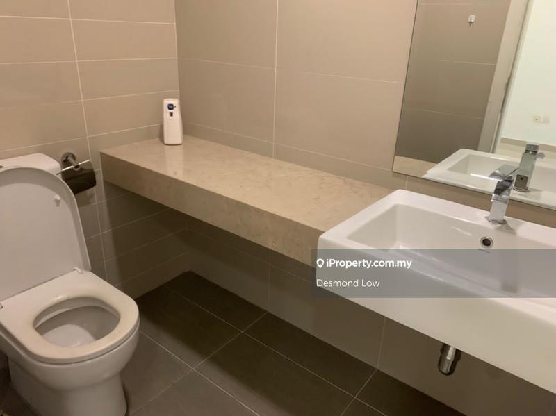 Pejabat untuk Disewa di KLCC, KL City Centre oleh Desmond Low - iProperty.com.my