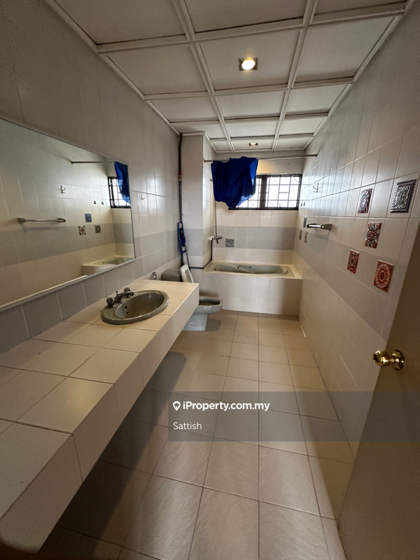 Condominium for Sale in Tivoli Villas by Sattish - iProperty.com.my