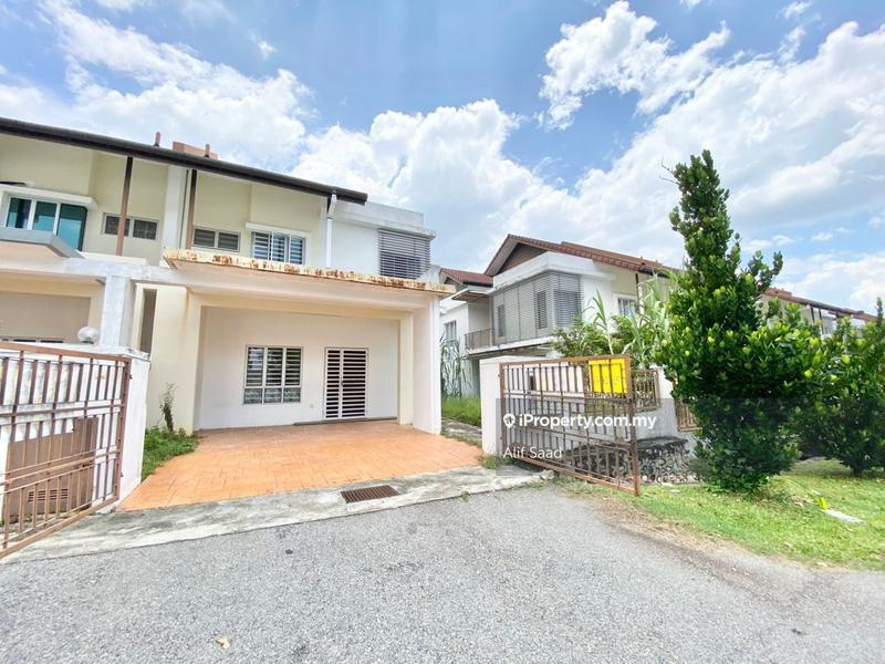 2-storey Terraced House for Sale in Puncak Bestari, Puncak Alam by Alif Saad - iProperty.com.my