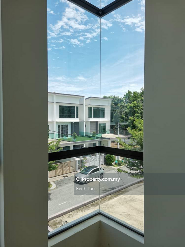 2.5-storey Terraced House for Sale in Taman Ozana Residence, Ayer Keroh by Keith Tan - iProperty.com.my