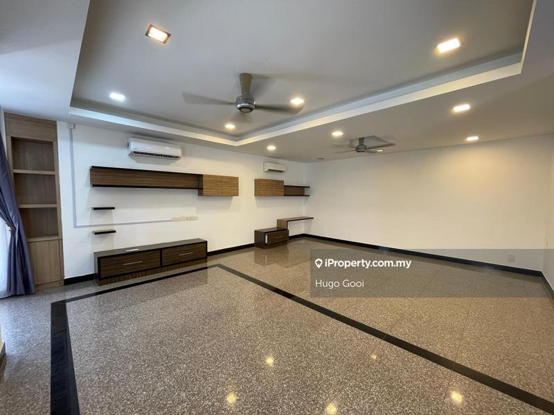 Banglo untuk Dijual di Country Heights, Kajang oleh Hugo Gooi - iProperty.com.my