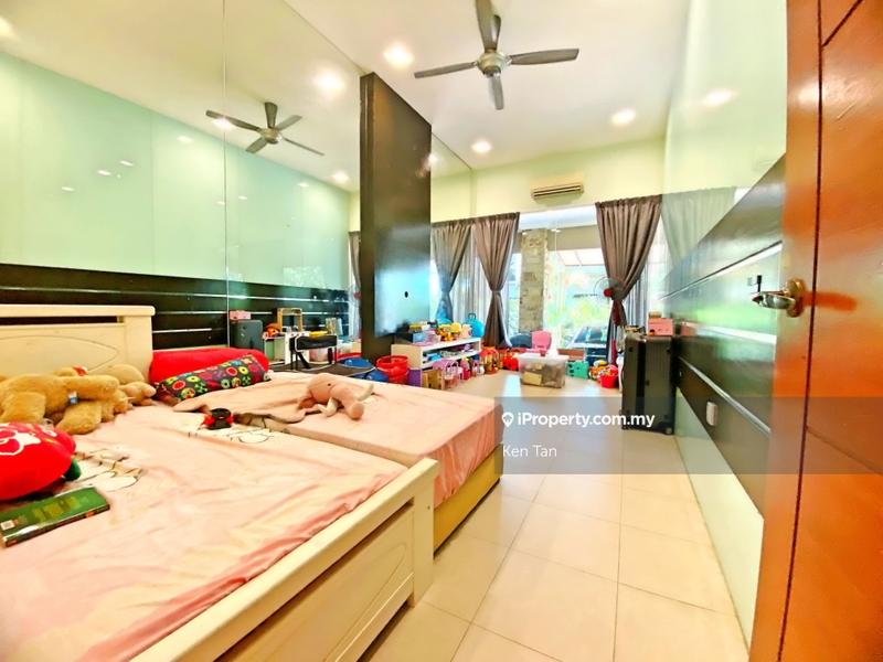 Bungalow House for Sale in Lakeview Saujana @ Saujana Golf, Saujana by Ken Tan - iProperty.com.my