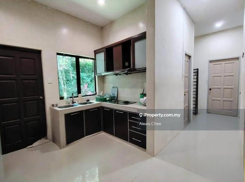 Bungalow House for Sale in Bukit Kinding Resort, Tanjong Rambutan, Ipoh by Alexis Chee - iProperty.com.my