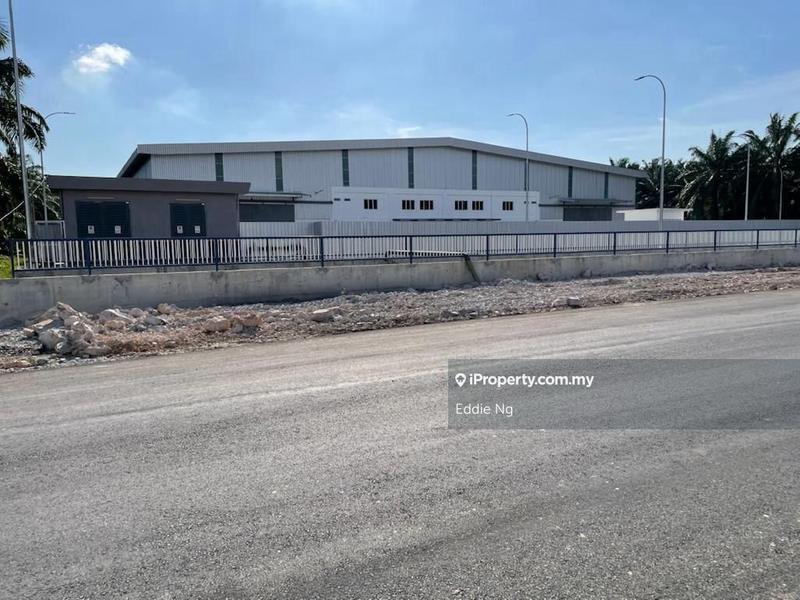 Kilang Terpisah untuk Dijual di Taman Pertiwi, Telok Panglima Garang oleh Eddie Ng - iProperty.com.my