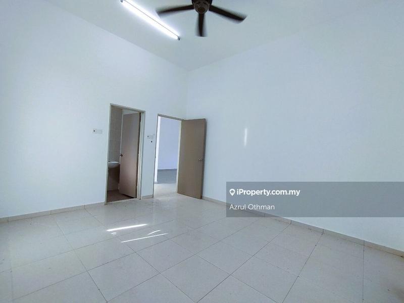 Bungalow House for Sale in Bukit Senawang Perdana, Senawang by Azrul Othman - iProperty.com.my