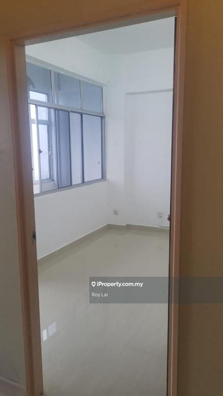 Pangsapuri untuk Dijual di Kayangan Apartment oleh Roy Lai - iProperty.com.my