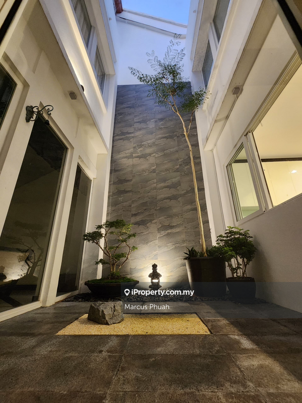 Rumah Berangkai 2.5 Tingkat untuk Dijual di Tanjung Tokong, Penang oleh Marcus Phuah - iProperty.com.my