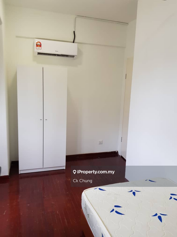 Kondominium untuk Dijual di Cyber Heights Villa oleh Ck Chung - iProperty.com.my