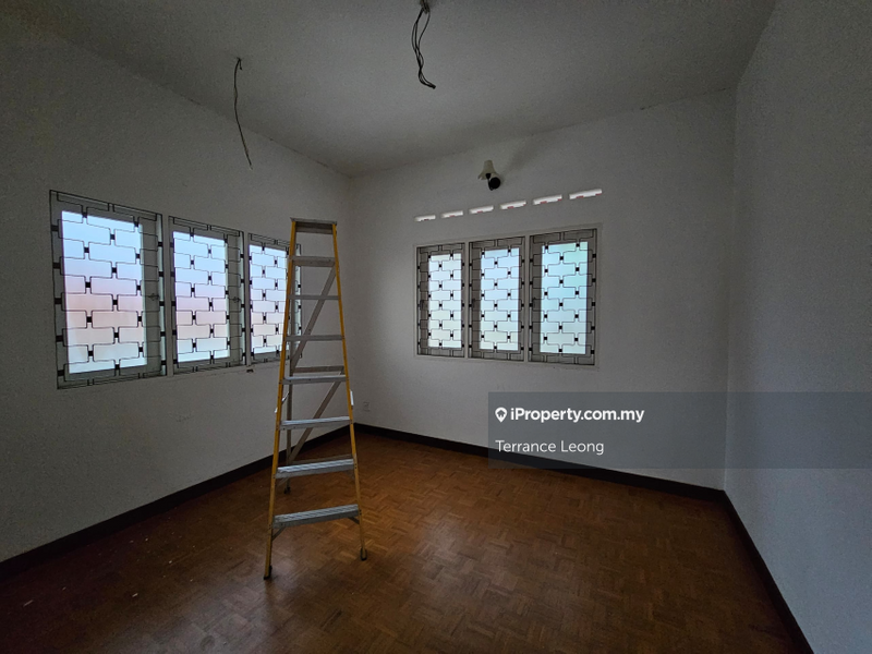 Bungalow House untuk Dijual di Taman Yulek , taman midah ,cheras, KL, Ampang oleh Terrance Leong - iProperty.com.my