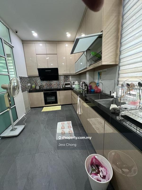 Rumah Berangkai 3 Tingkat untuk Dijual di 16 Sierra, Puchong oleh Jess Chong - iProperty.com.my