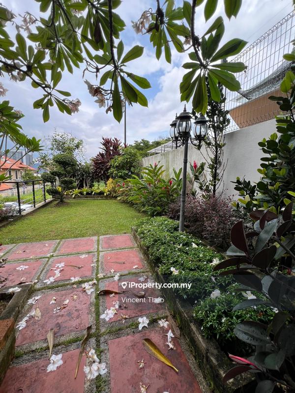 Banglo untuk Dijual di Alam Damai, Cheras oleh Vincent Theo - iProperty.com.my