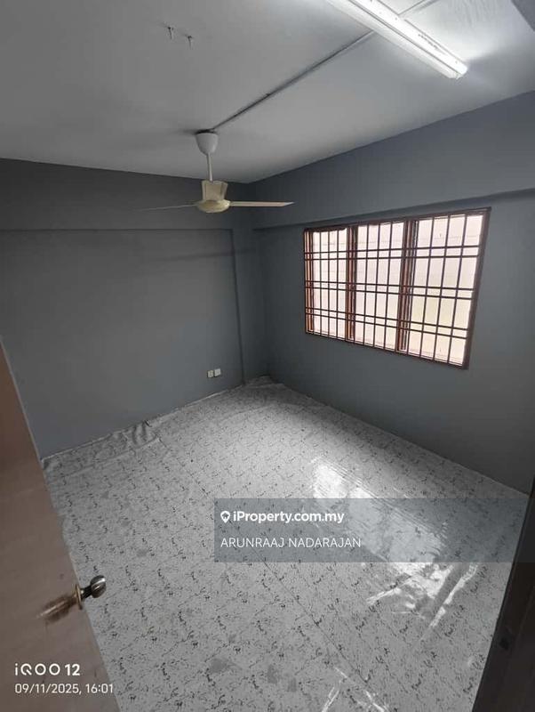 For Sale - Flat Tasek 64