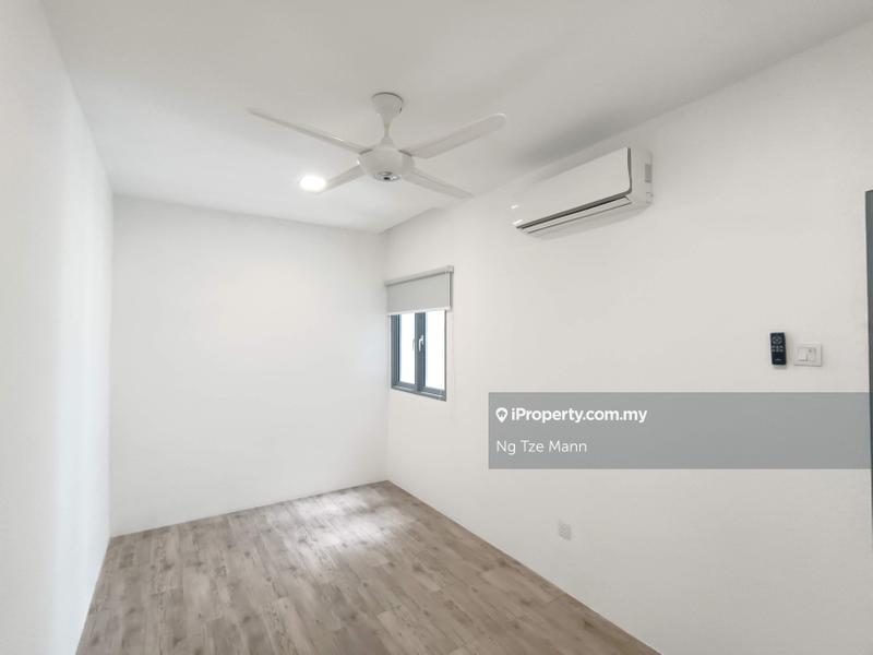 Condominium for Sale in Lakefront Residence by Ng Tze Mann - iProperty.com.my