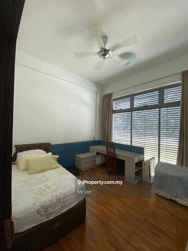 Pangsapuri untuk Dijual di Molek Pine 3 oleh Ivy Lee - iProperty.com.my