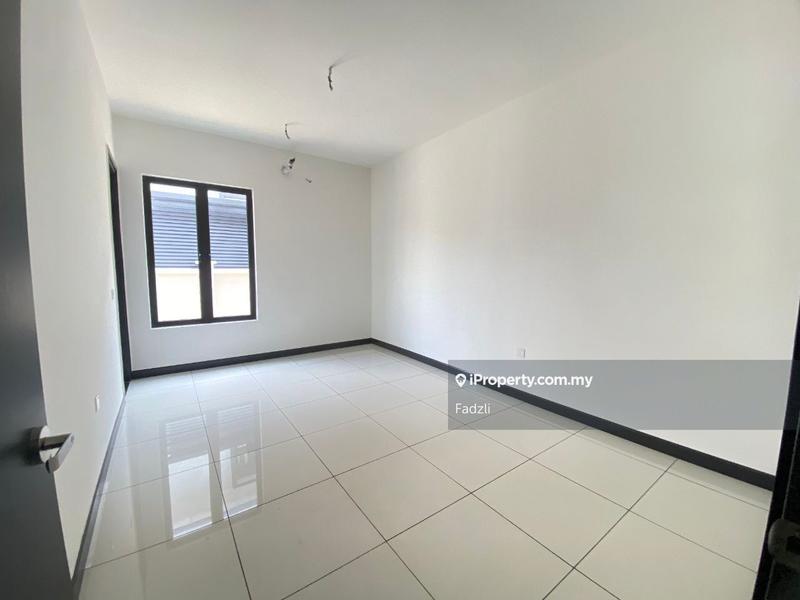 Rumah Berkembar untuk Dijual di Elmina, Shah Alam oleh Fadzli - iProperty.com.my