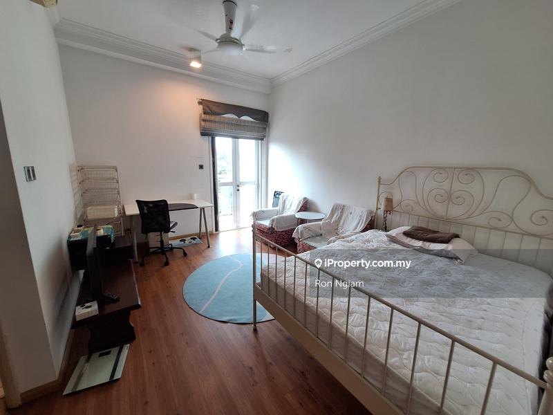 For Sale - Amaya Saujana