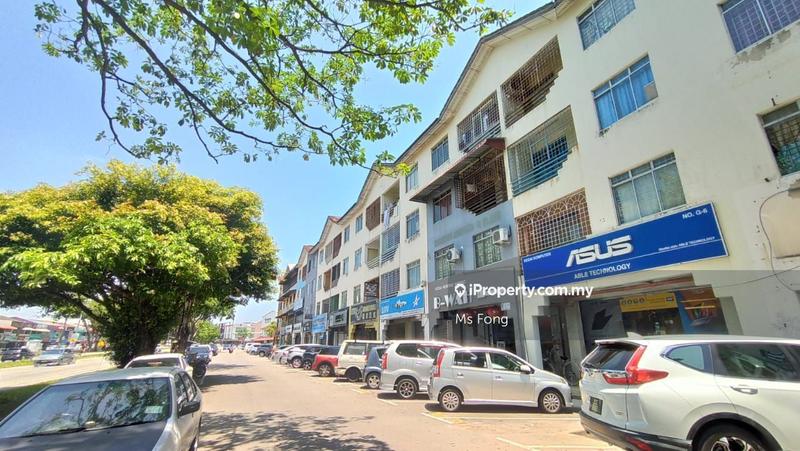 For Sale - 4 Storey Commercial Lot for Sale @ Malim Jaya  Blok Dahlia