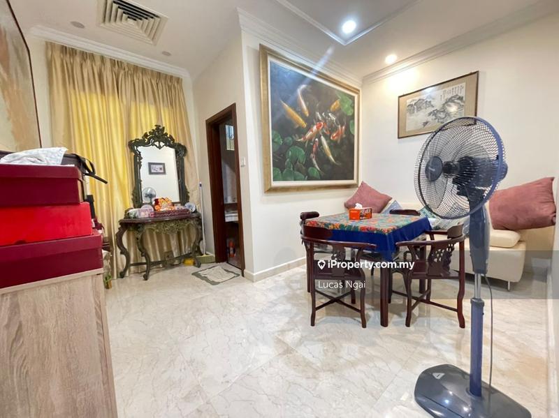 Banglo untuk Dijual di Mines Resort City, Seri Kembangan oleh Lucas Ngai - iProperty.com.my