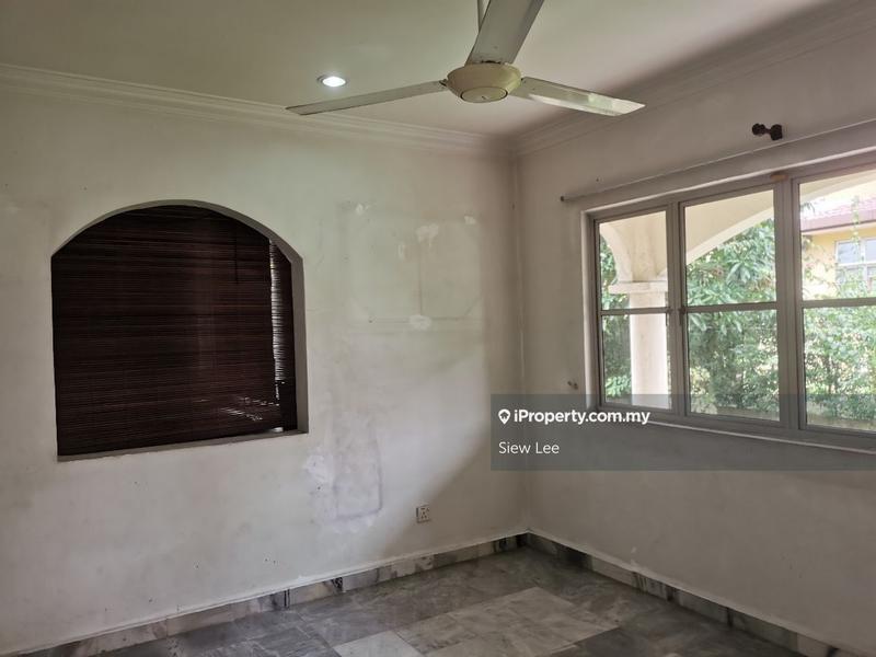 Bungalow House for Sale in Saujana Akasia, Sungai Buloh by Siew Lee - iProperty.com.my