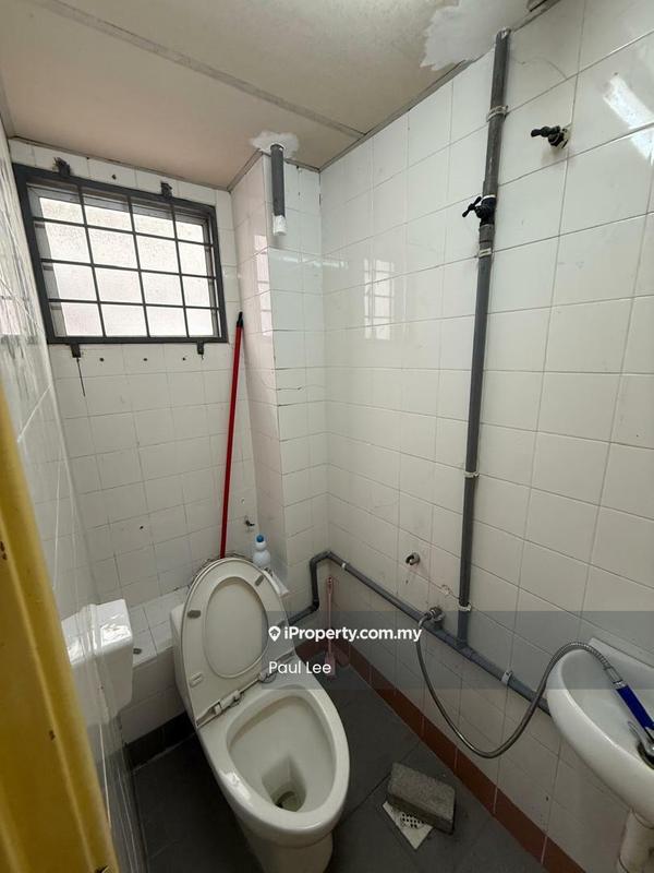 Kedai untuk Disewa di Bandar Bukit Puchong 2, Puchong oleh Paul Lee - Bathroom - iProperty.com.my