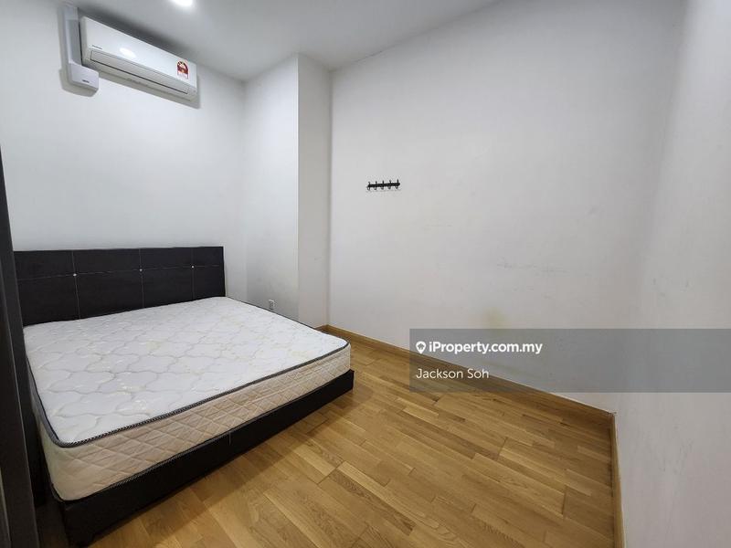 Kediaman Servis untuk Dijual di KL Gateway Residences oleh Jackson Soh - iProperty.com.my