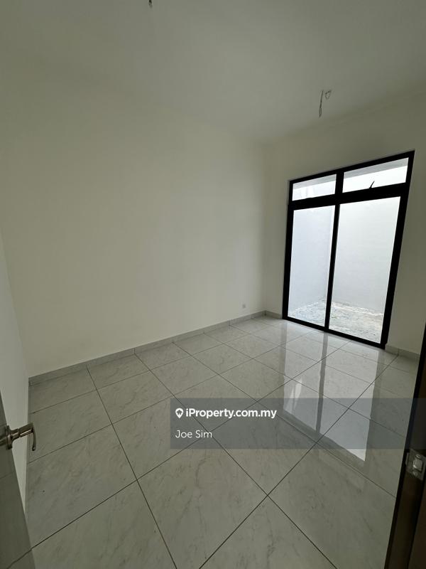 Cluster House for Sale in Bandar Cemerlang, Ulu Tiram by Joe Sim - iProperty.com.my