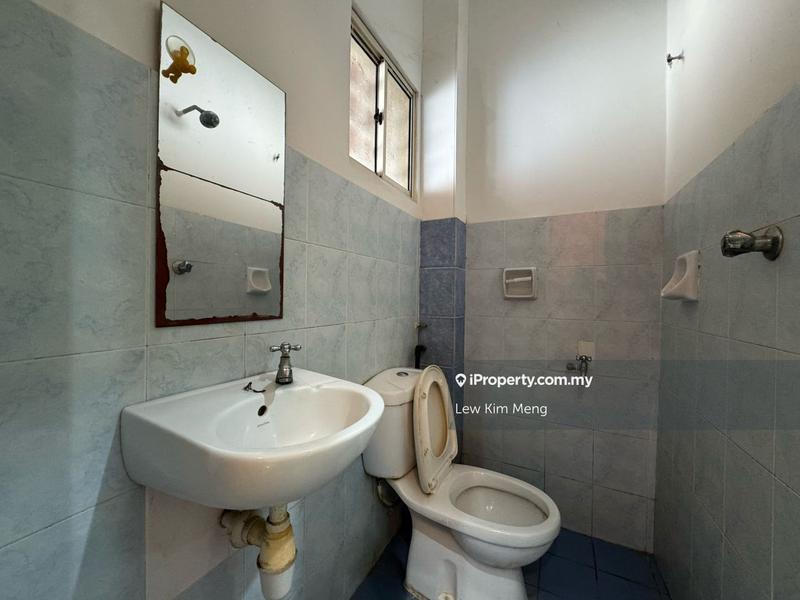 Rumah Berangkai 2 Tingkat untuk Dijual di Saujana Damansara, Damansara Damai, Sungai Buloh, Damansara Damai oleh Lew Kim Meng - iProperty.com.my