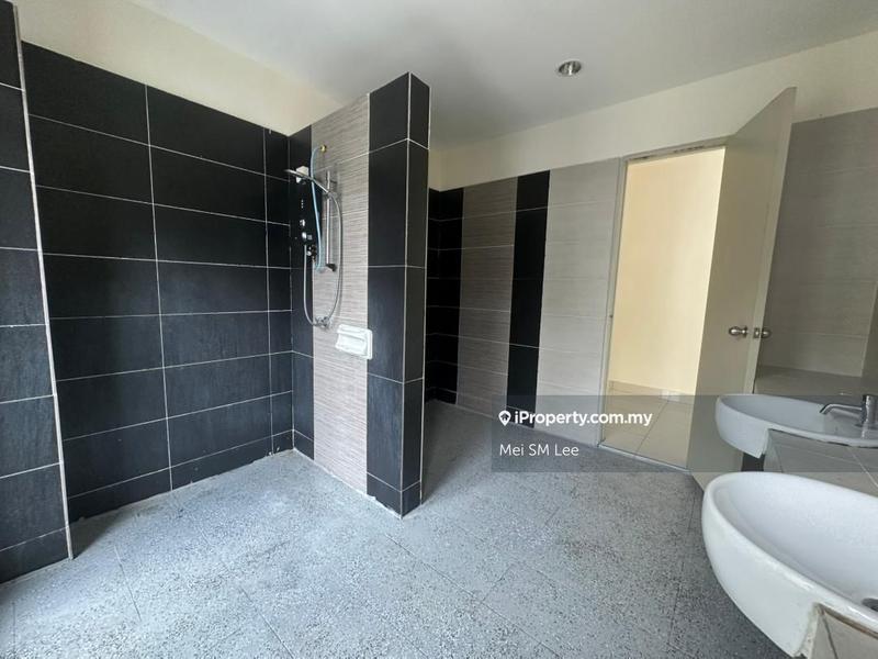 Mahkota Hill, Bandar Mahkota Cheras Bathroom