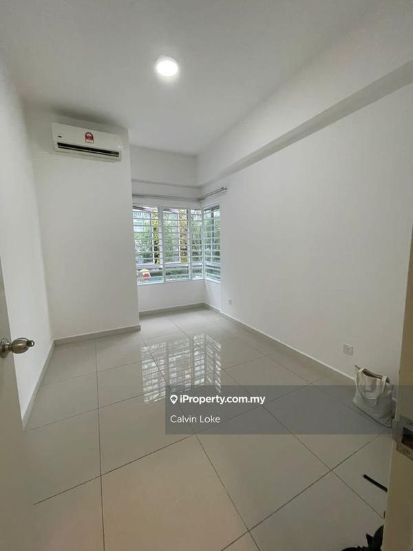 Service Residence for Sale in Savanna Executive Suite @ Southville City by Calvin Loke - iProperty.com.my