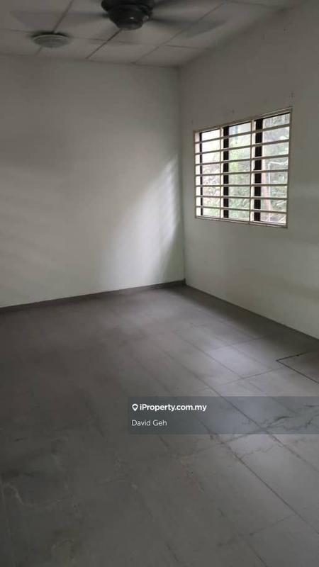 Rumah Berangkai 2 Tingkat untuk Dijual di kjtqa, Seri Kembangan oleh David Geh - iProperty.com.my