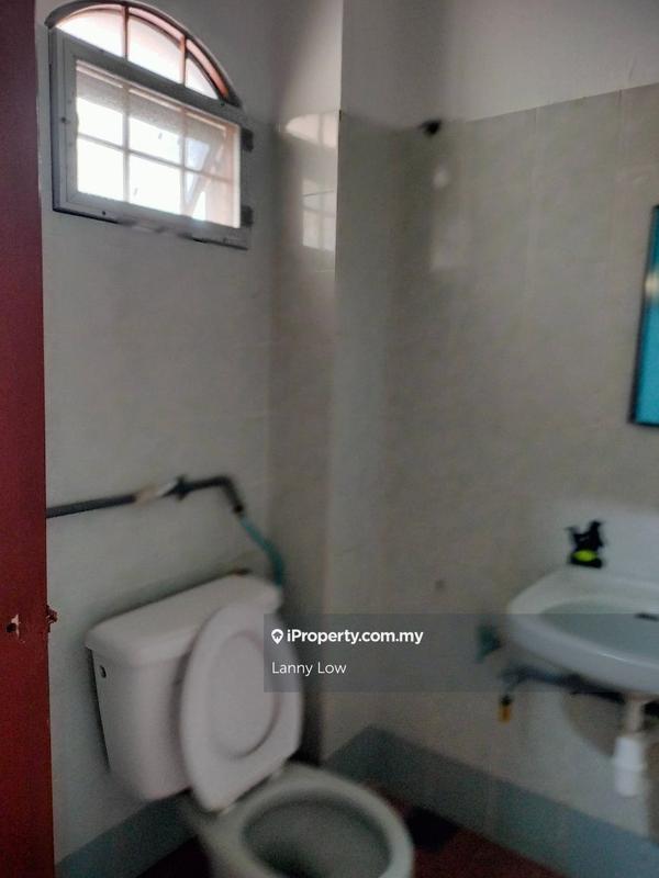 Rumah Berangkai 2 Tingkat untuk Dijual di Usj 11, Subang Jaya oleh Lanny Low - iProperty.com.my