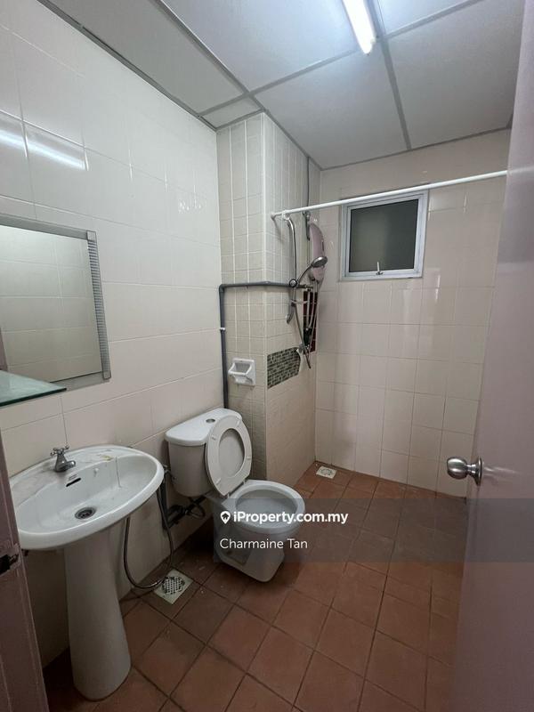 Kediaman Servis untuk Dijual di Metropolitan Square oleh Charmaine Tan - iProperty.com.my