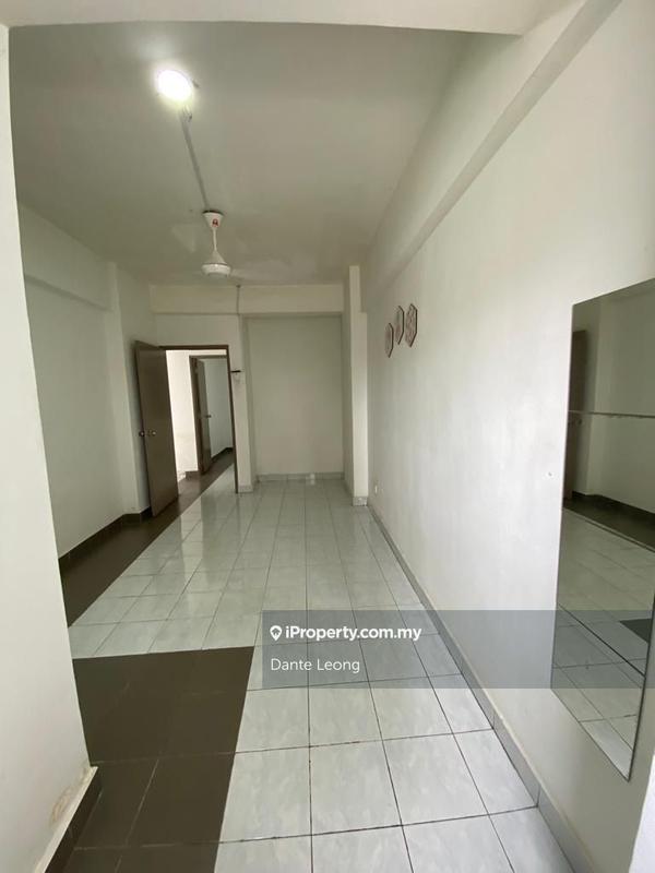 Condominium for Sale in Villaria by Dante Leong - iProperty.com.my
