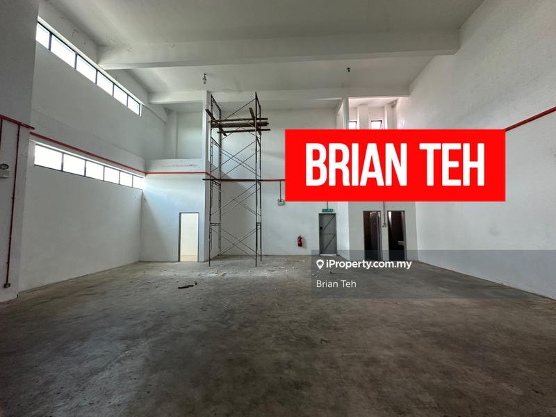 For Rent - 1.5 Storey Semi D Light Industrial Factory Rent at Permatang Tinggi