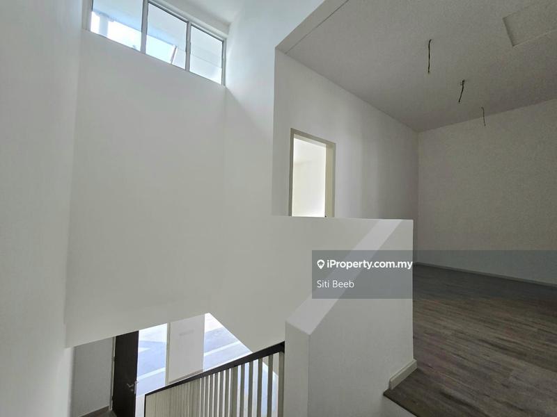 Rumah Teres untuk Dijual di Nilai Impian, Nilai oleh Siti Beeb - iProperty.com.my