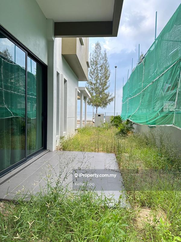 Semi-Detached House for Sale in Seaview 2 Storey Semi-D at 8 Residence Ujong Pasir, Melaka City by Kellyn Foo - iProperty.com.my