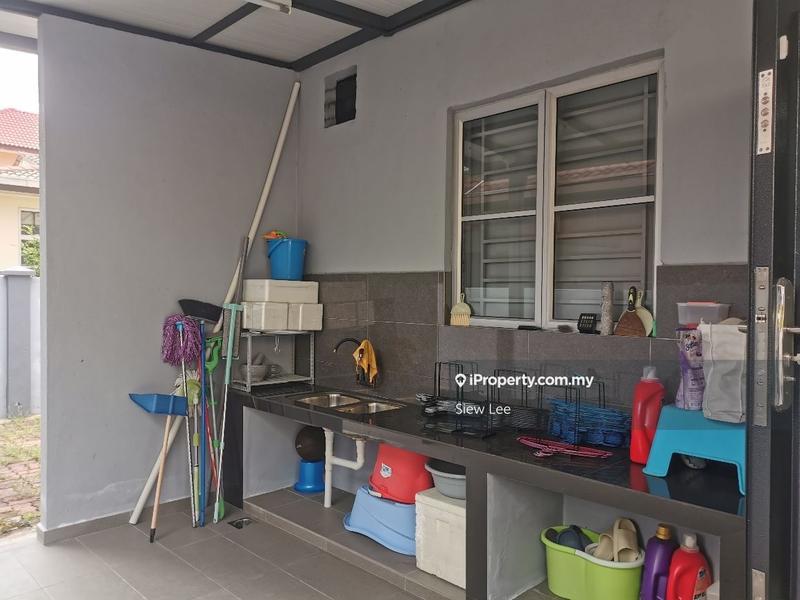 Bungalow House for Sale in Saujana Akasia, Sungai Buloh by Siew Lee - iProperty.com.my