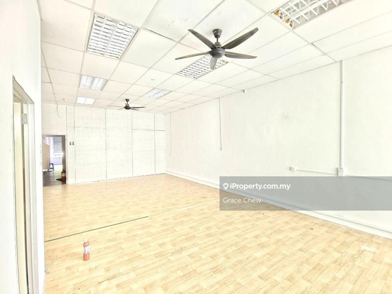 Shop for Rent in Taman Molek, Johor Bahru by Grace Chew - iProperty.com.my