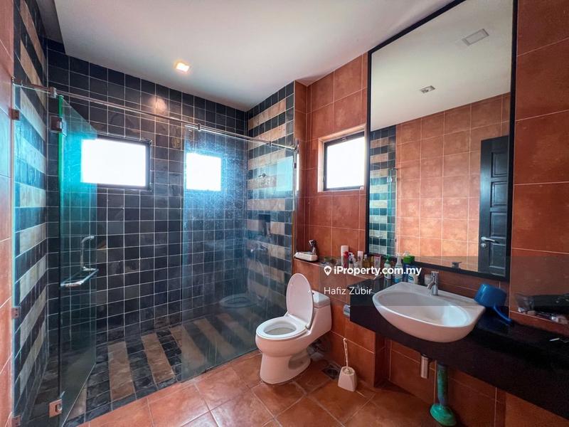 Banglo untuk Dijual di Country Heights, Kajang oleh Hafiz Zubir - iProperty.com.my