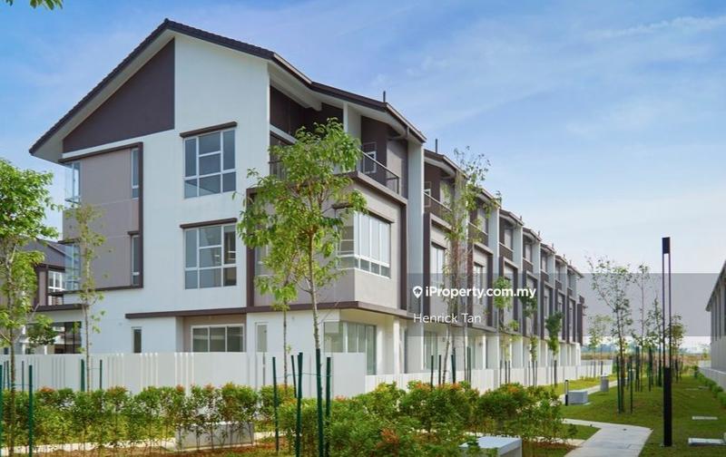 Rumah Teres 2-Tingkat untuk Dijual di Bandar Tropicana Aman, Telok Panglima Garang oleh Henrick Tan - iProperty.com.my
