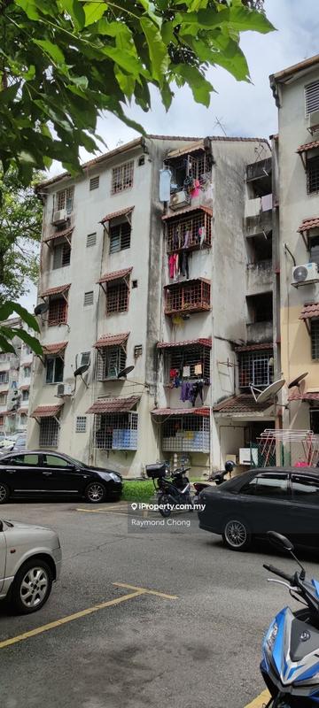 For Sale - Desa Petaling Flat