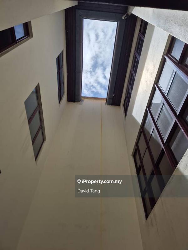 Kondominium untuk Dijual di Sri Penaga oleh David Tang - iProperty.com.my