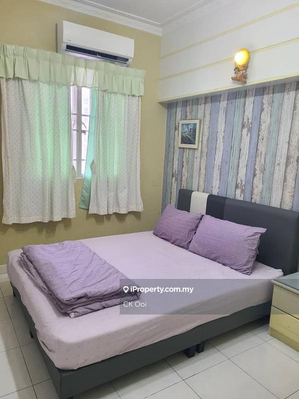 For Rent - Gold Coast Resort Condominium