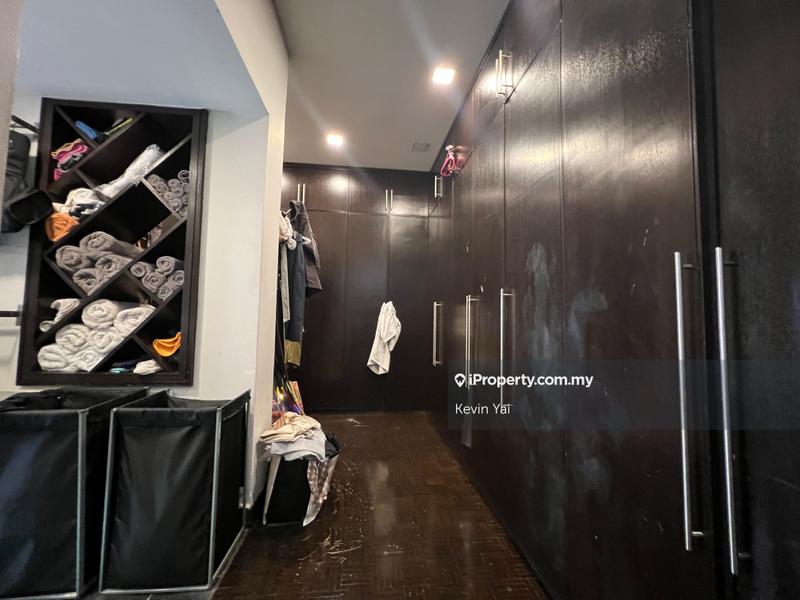 Rumah Berkembar untuk Dijual di Damansara Heights, Damansara Heights oleh Kevin Yai - iProperty.com.my