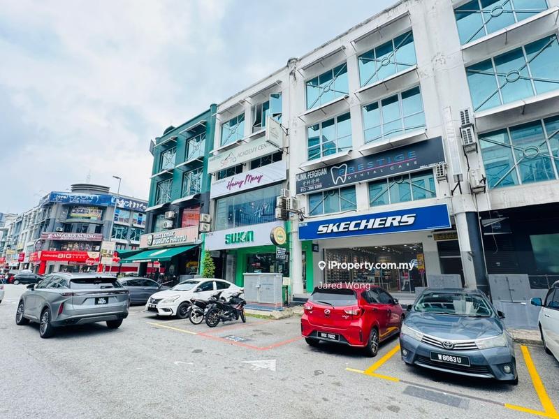 For Sale - ENDLOT 36x80 | RARE INVESTMENT OPPORTUNITY | 4STOREY SHOP | 11,520SF | PUTERI 1 & 2