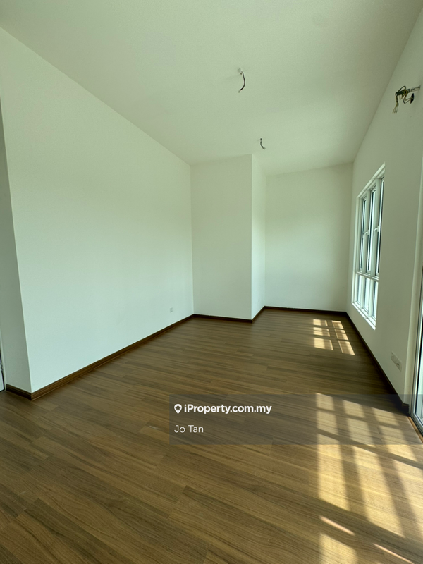 For Sale - d'Brightton