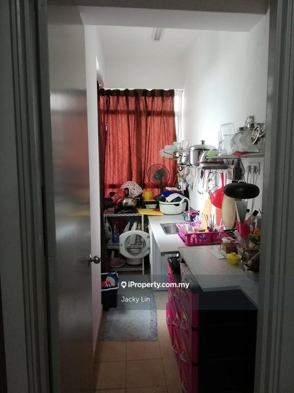 Kediaman Servis untuk Dijual di Subang Olives Residence oleh Jacky Lin - iProperty.com.my