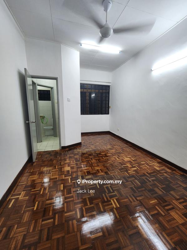 Rumah Berangkai 2 Tingkat untuk Dijual di Bandar Utama 10, Bandar Utama oleh Jack Lee - iProperty.com.my
